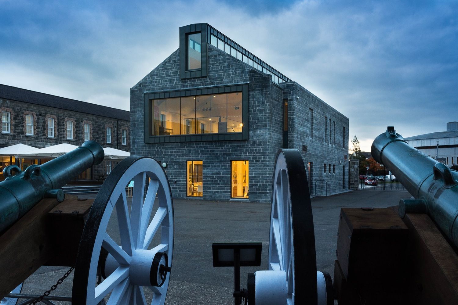 nowoczesny kompleks Enniskillen Castle Museum