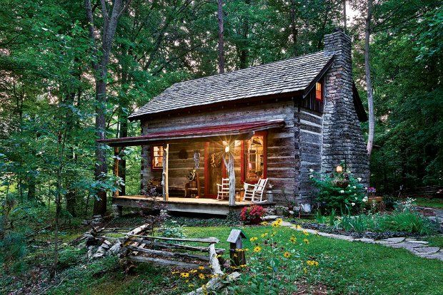 Kentucky Couple Brings Antique Log Cabin Back to Life