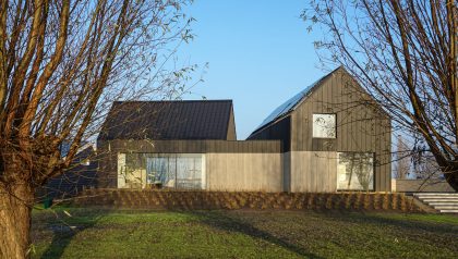 Wiejska nowoczesność by VLOT architecten in Brandwijk